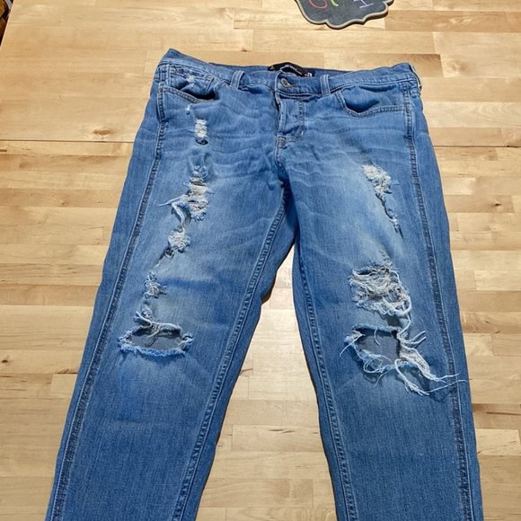 268-You Are Powerful ❤️ Hollister Vintage Boyfriend Jeans - Picture 7 of 7